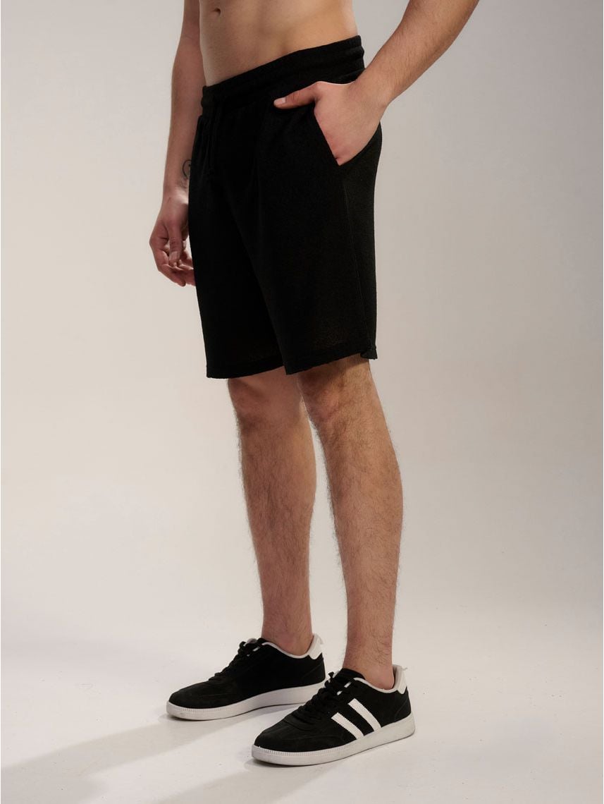 מכנסי טקסטורה קצרים