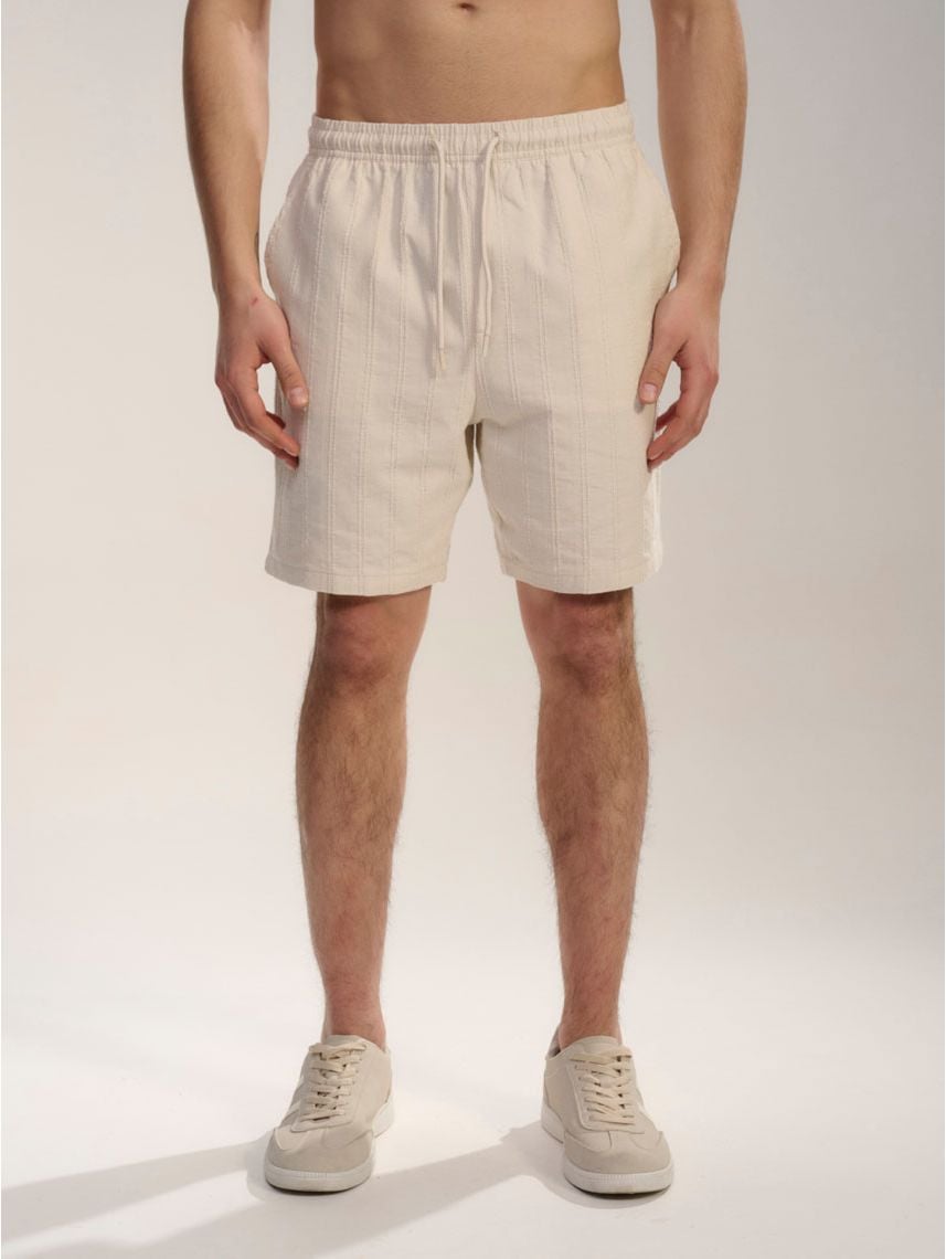 מכנסי טקסטורת פסים קצרים