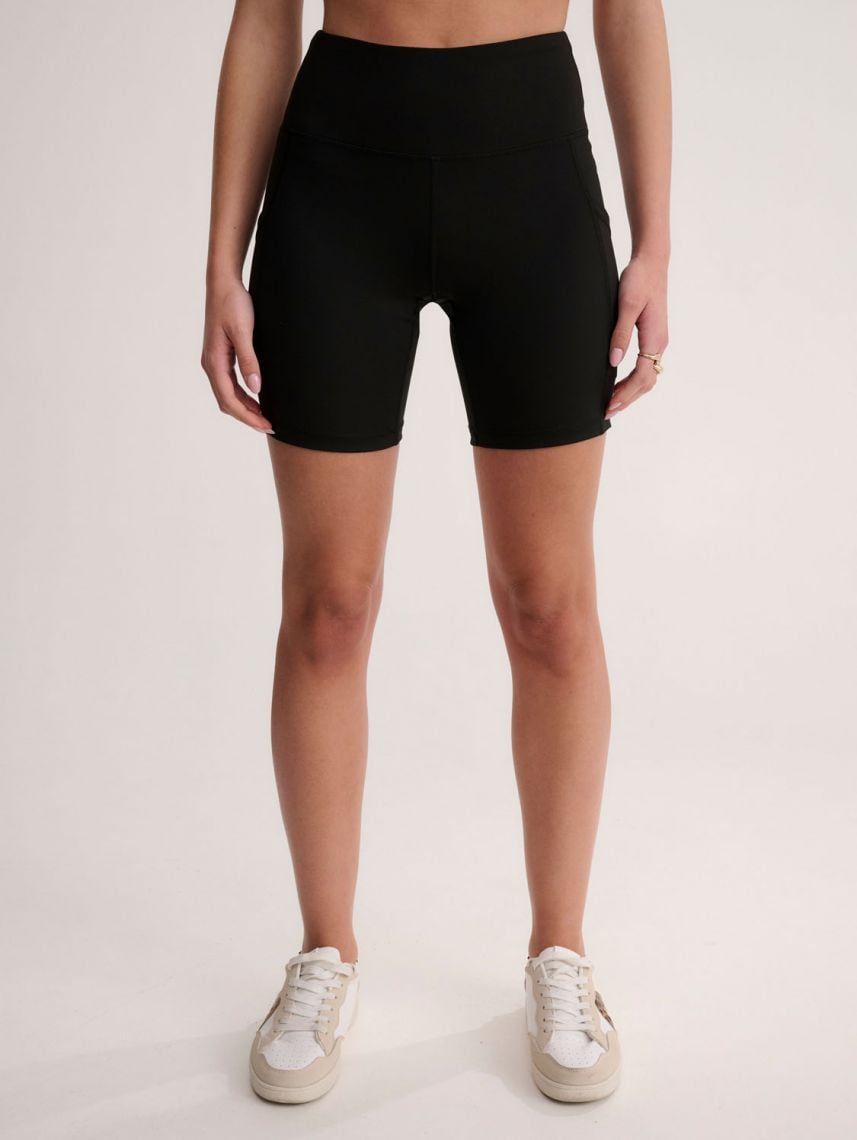 טייץ אקטיב קצר