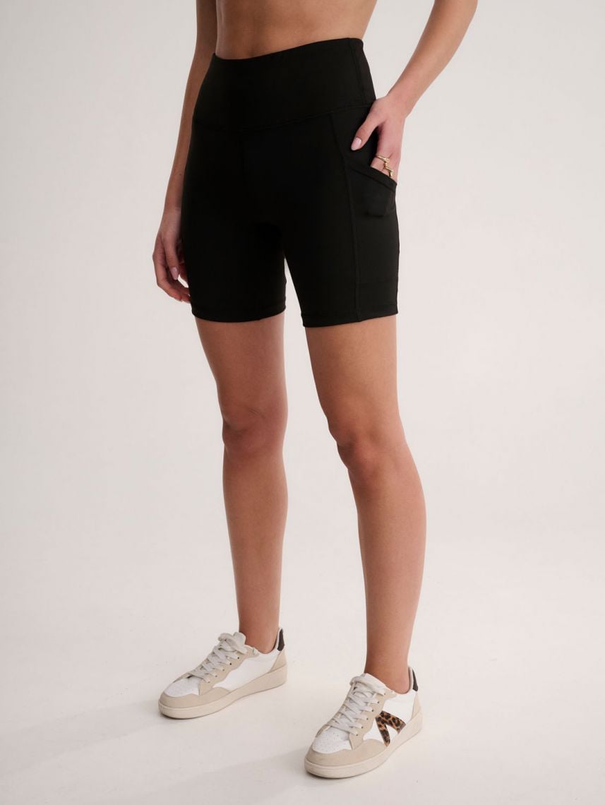 טייץ אקטיב קצר