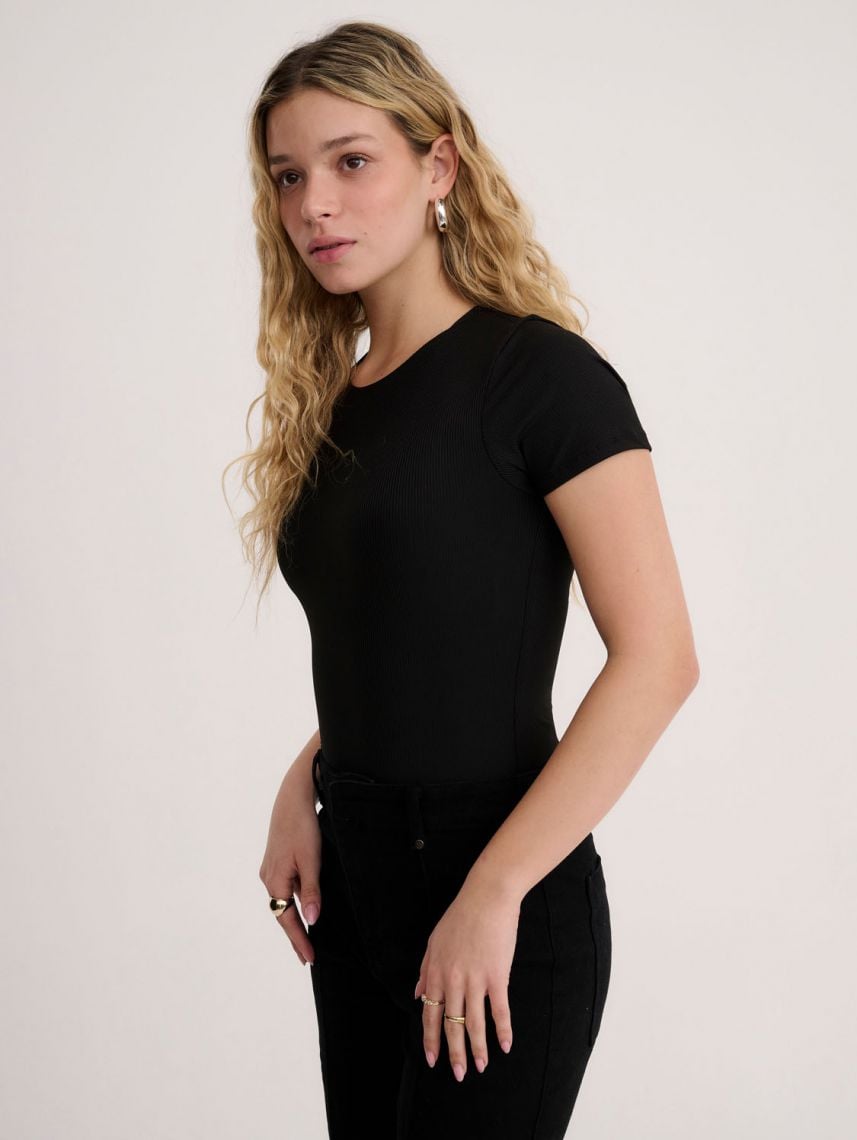 בגד גוף קצר