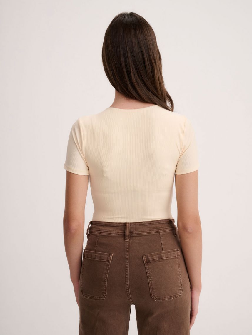 בגד גוף קצר