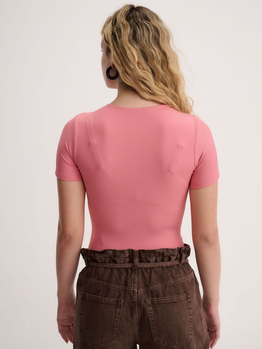 בגד גוף קצר