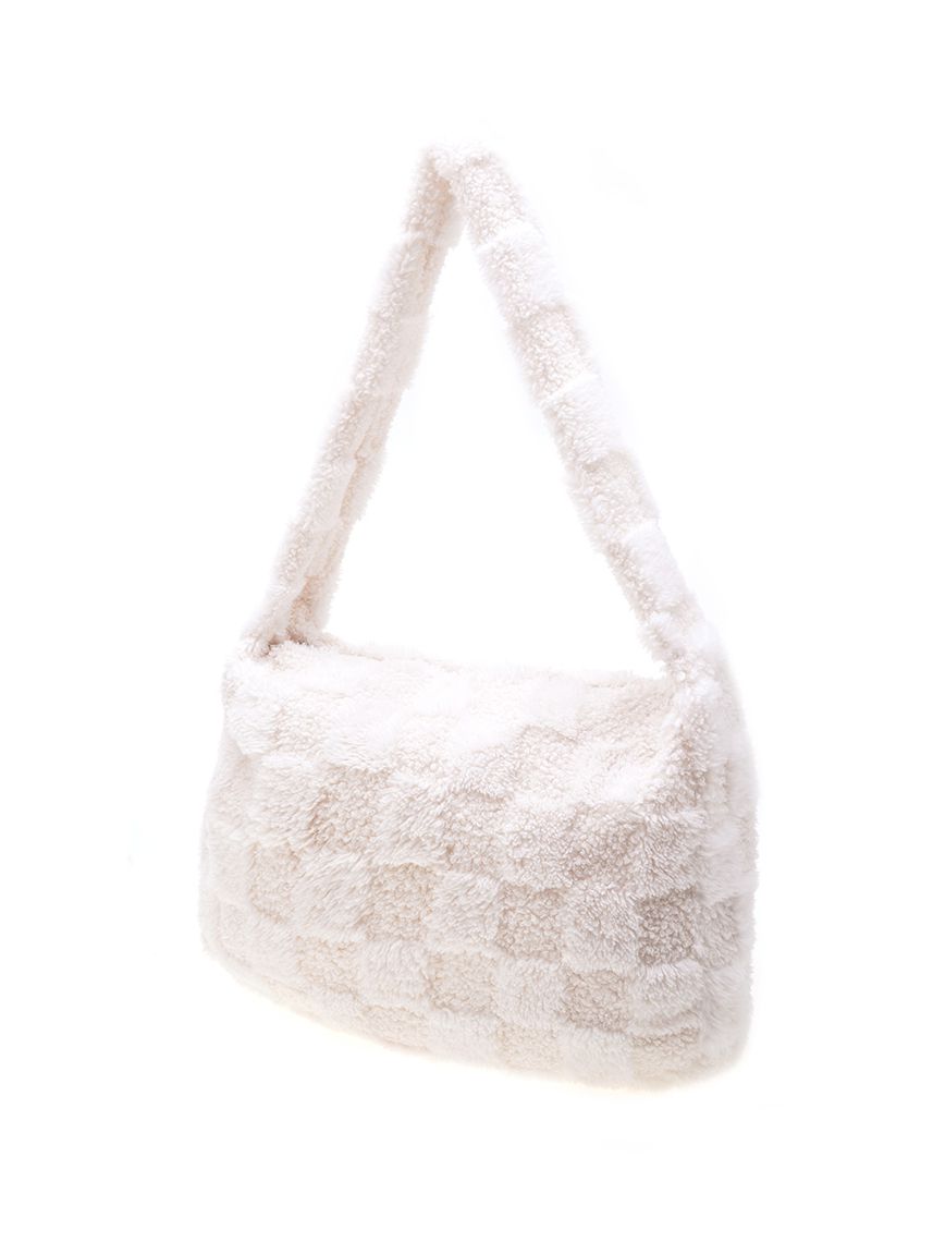 תיק צד פרוותי