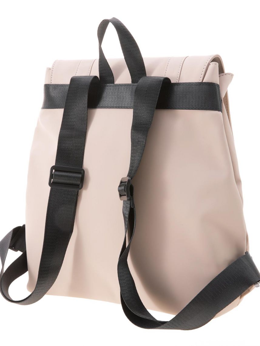 תיק גב דמוי עור