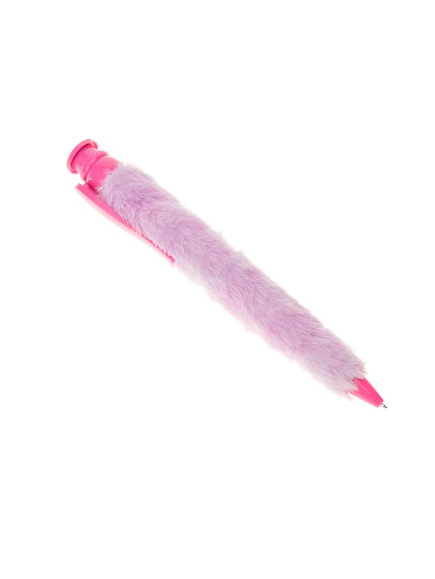 עט פרוותי ענק