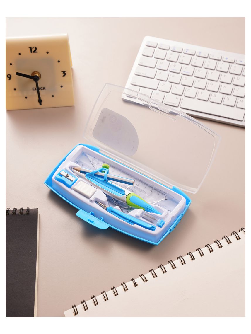 ערכת כלי שרטוט גיאומטריים