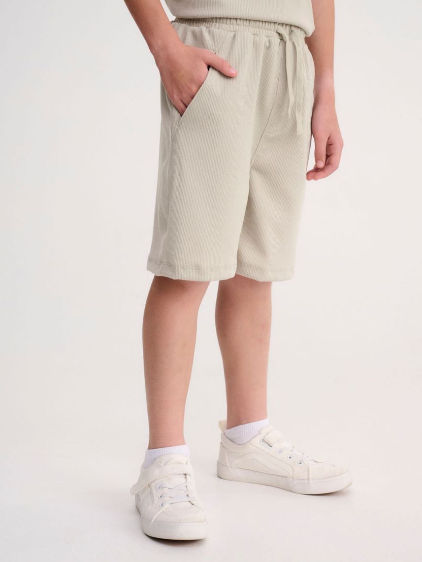 מכנסי ברמודה