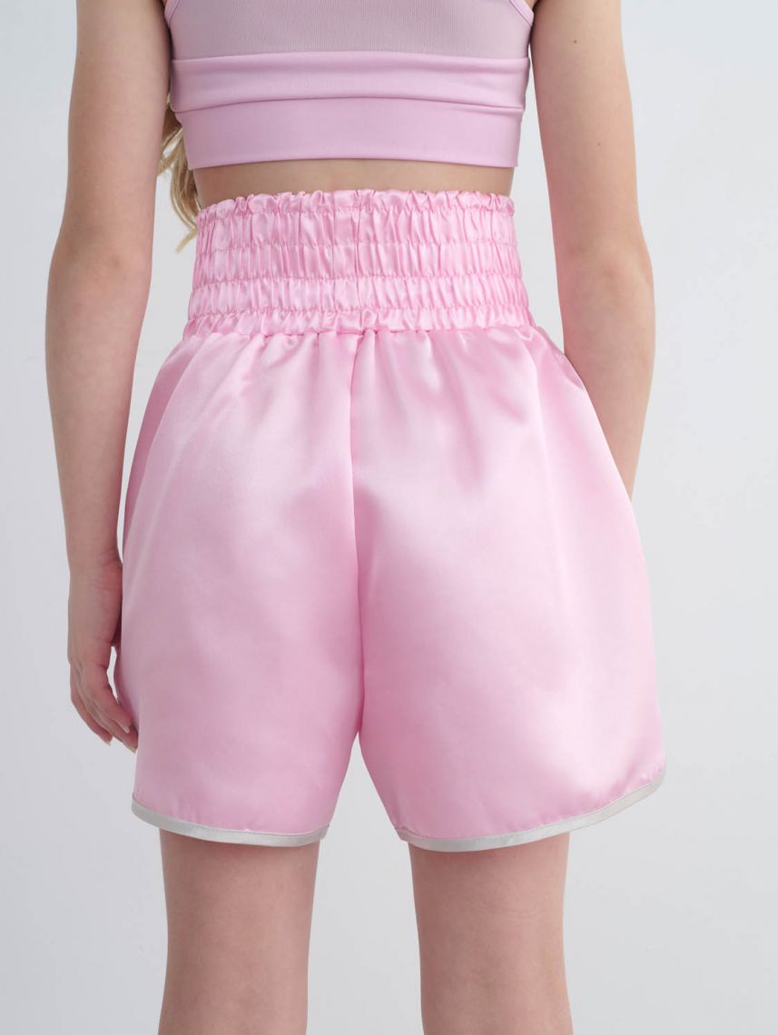 מכנסי מתאגרפת