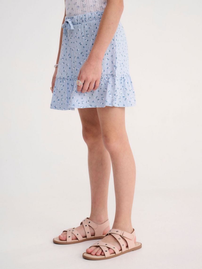 חצאית קומות