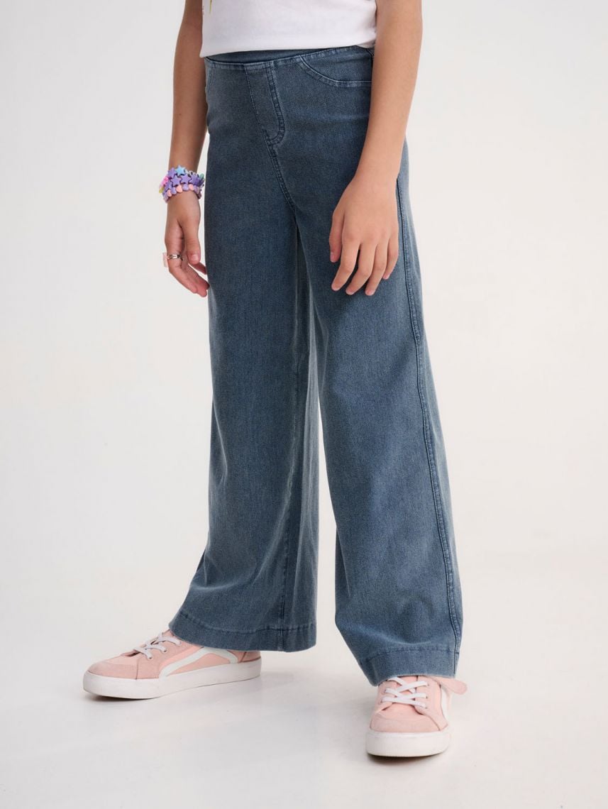 מכנסיים במראה ג’ינס