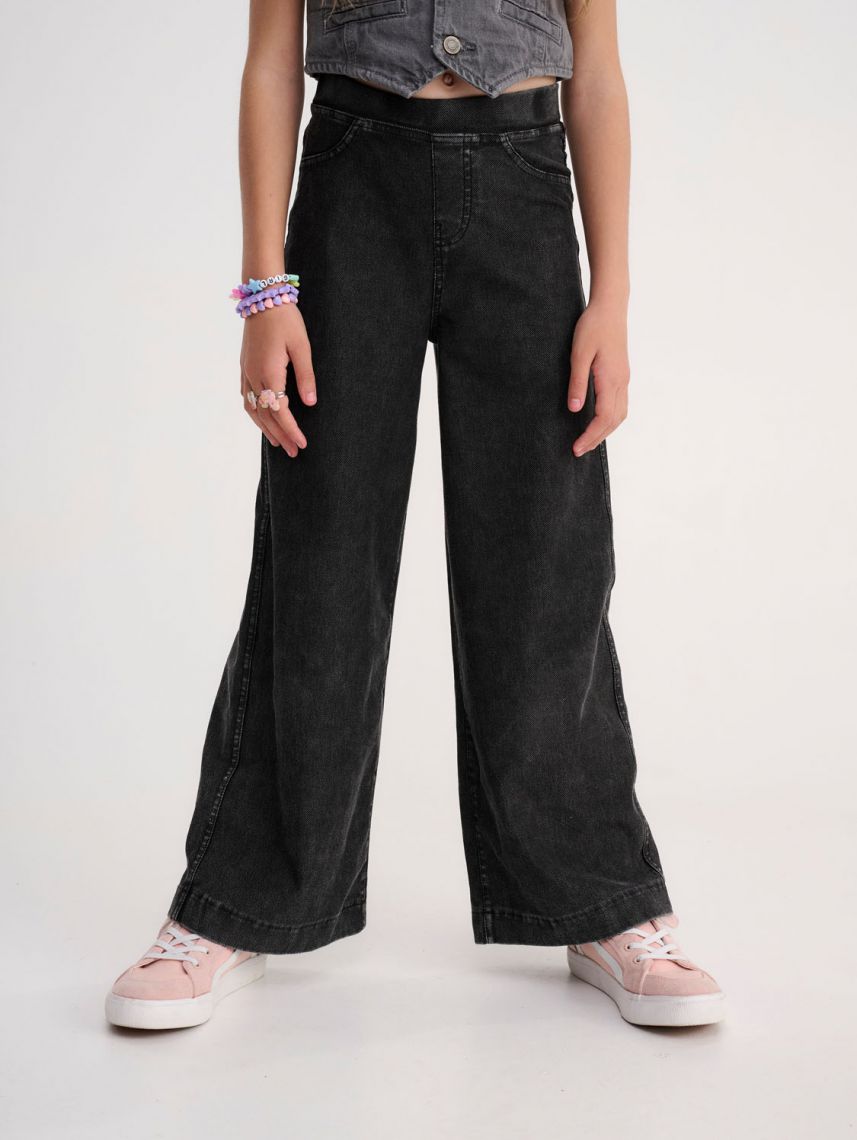 מכנסיים במראה ג’ינס