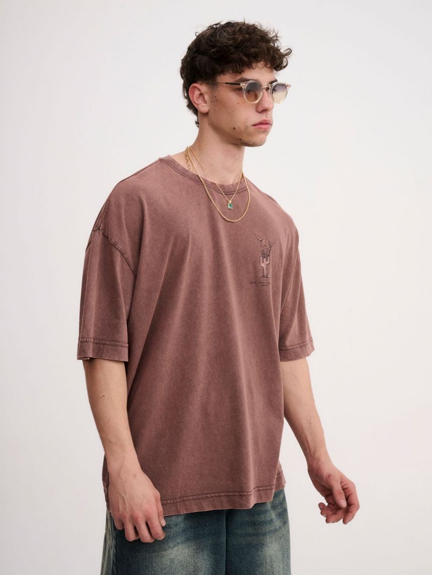 טי-שירט קצרה