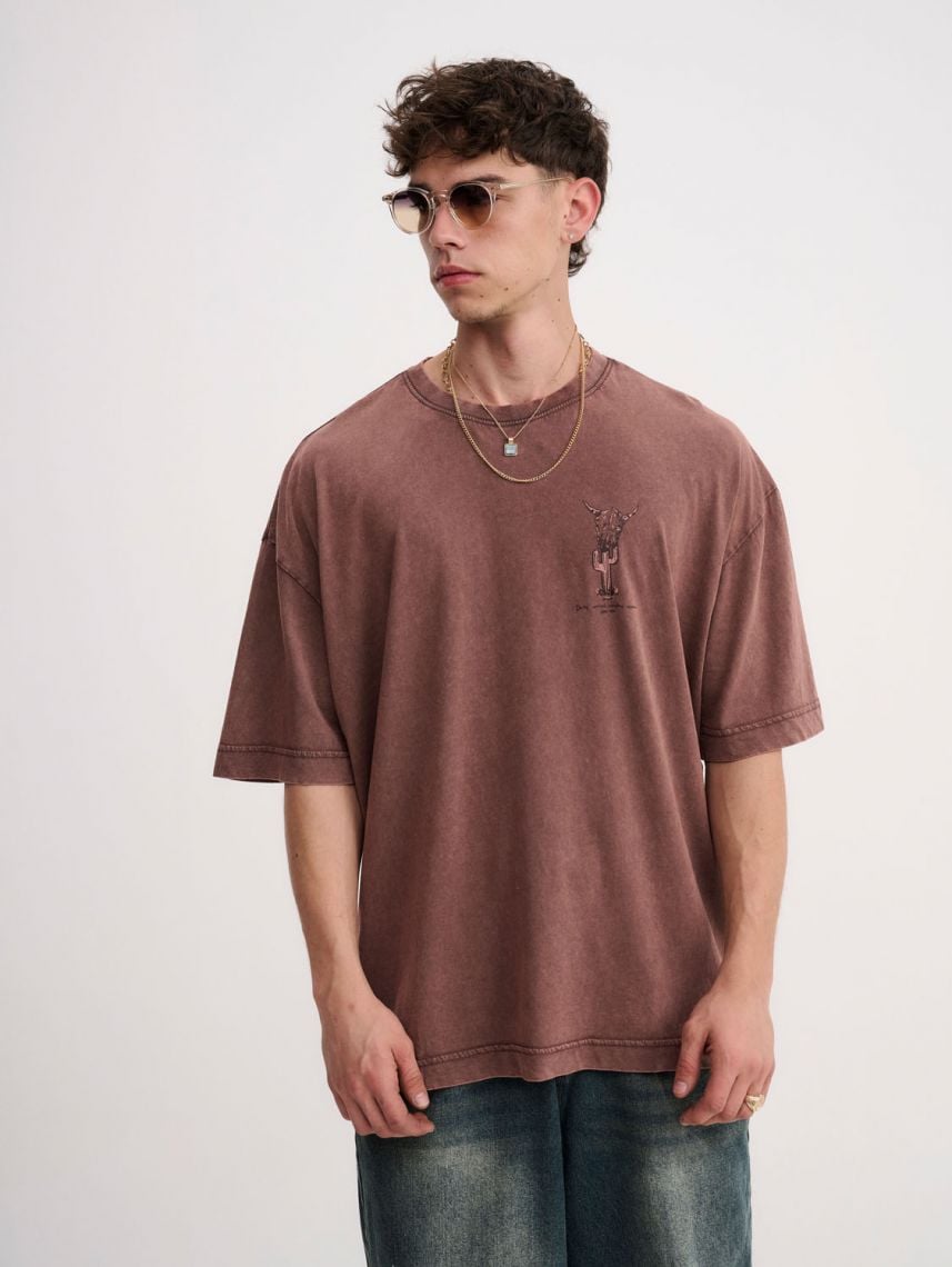 טי-שירט קצרה