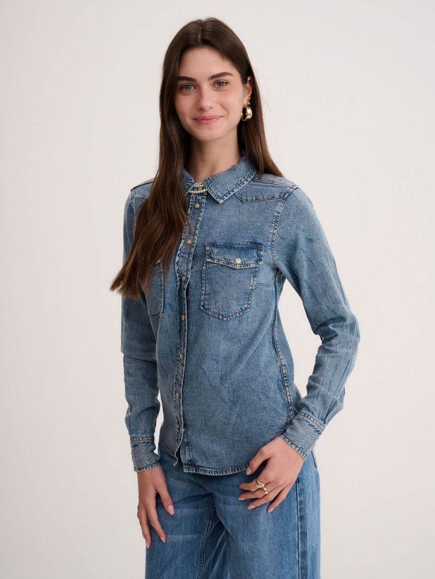 חולצת ג’ינס מכופתרת ארוכה
