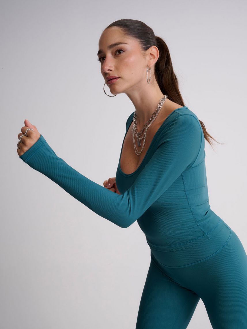 חולצת אקטיב ריב ארוכה