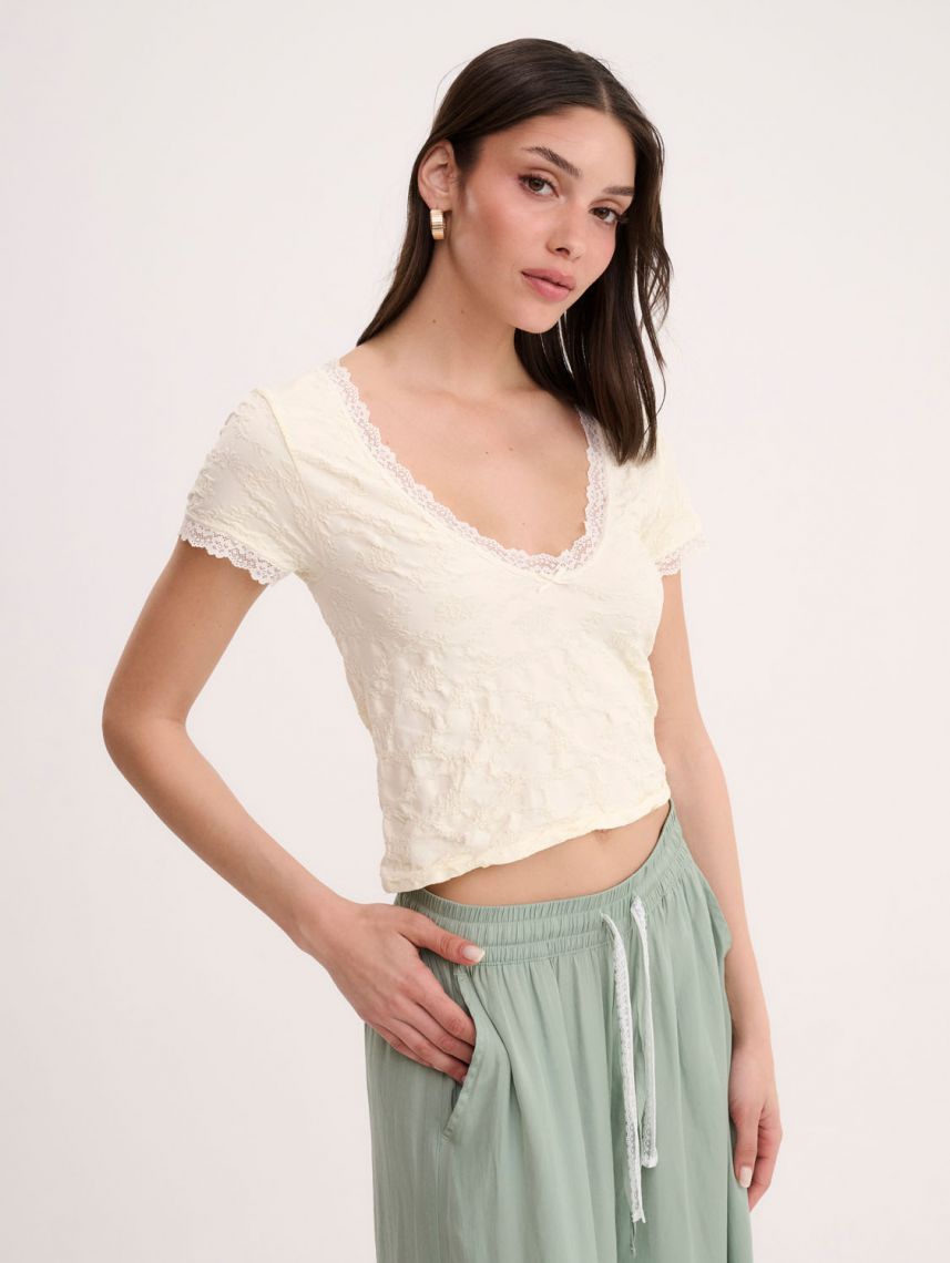 טי-שירט V טקסטורה