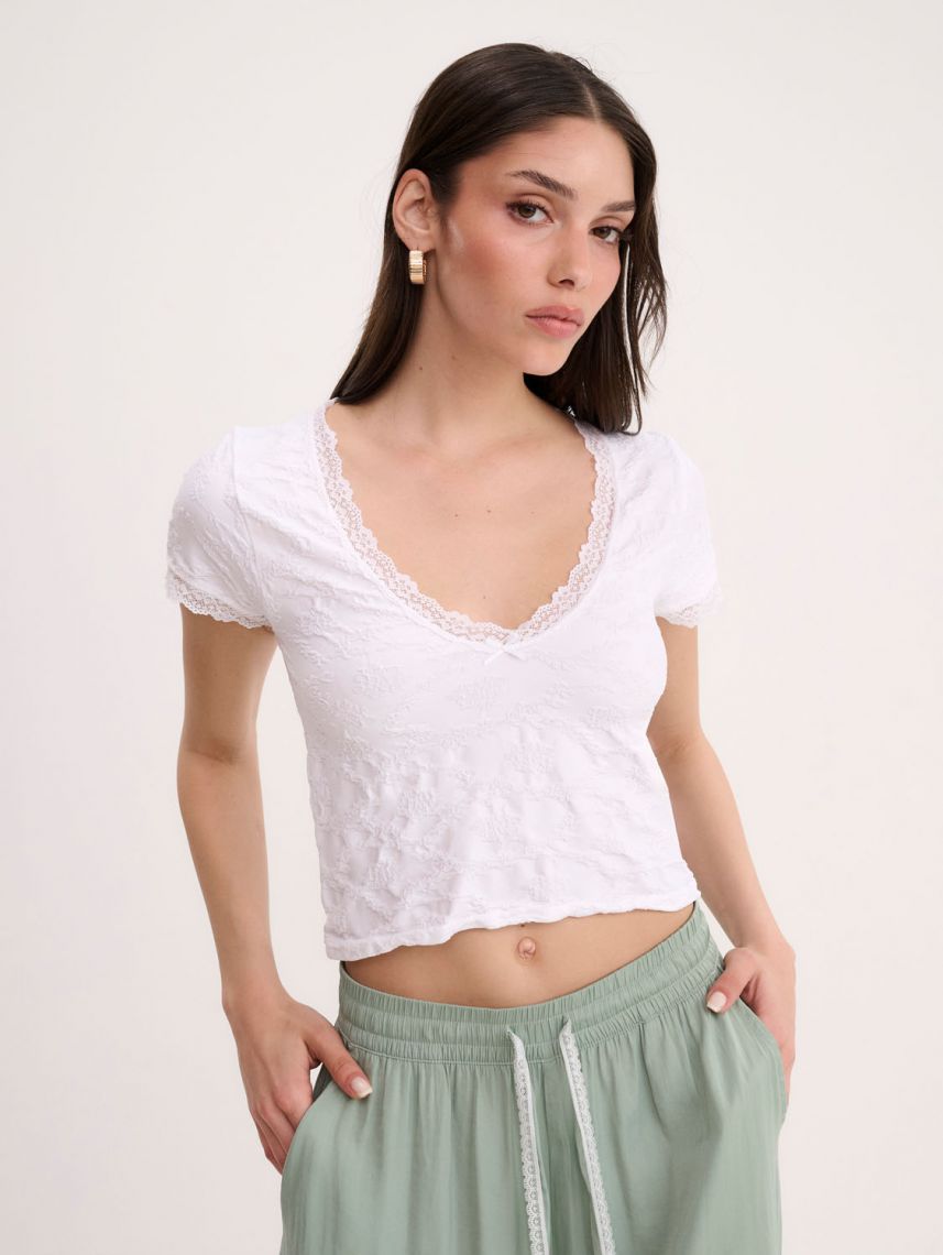 טי-שירט V טקסטורה