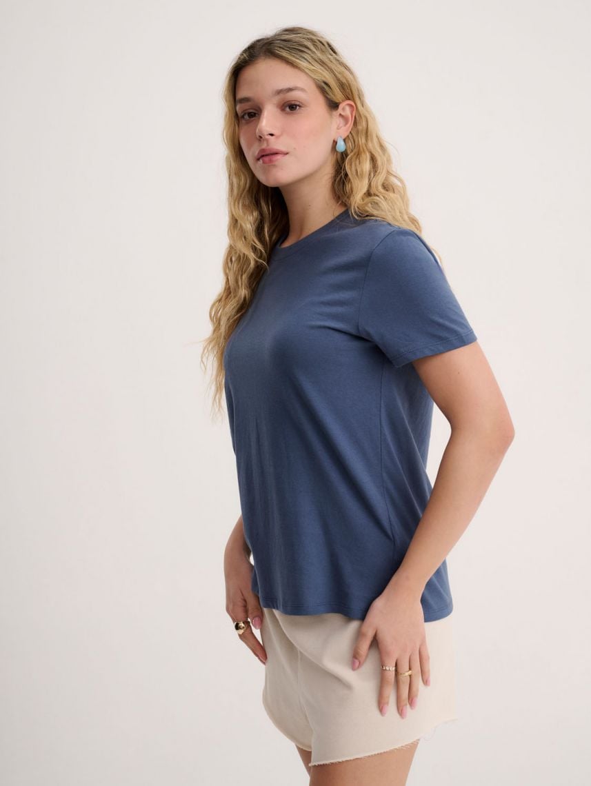 טי-שירט U בייסיק