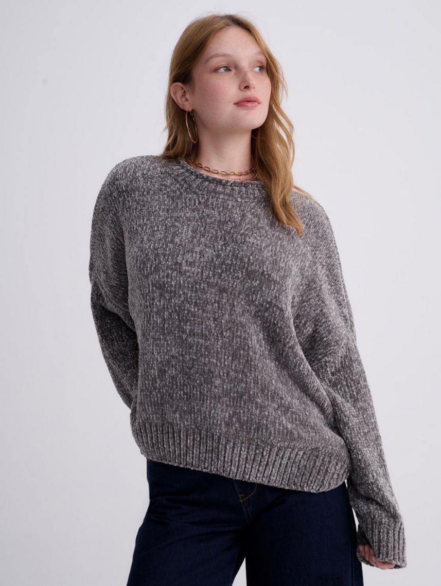 סוודר שניל עם צווארון גבוה