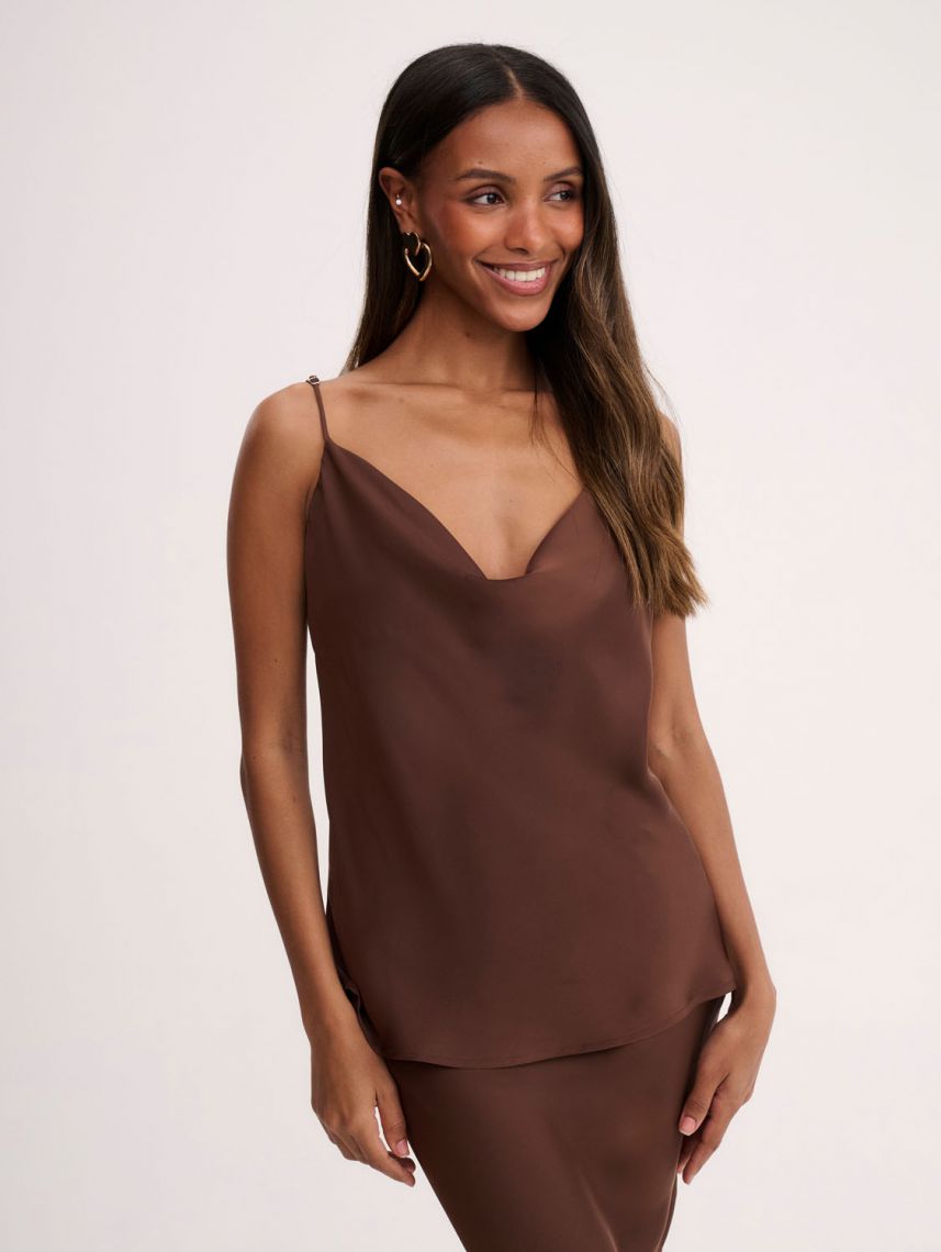 גופייה עם מפתח נשפך