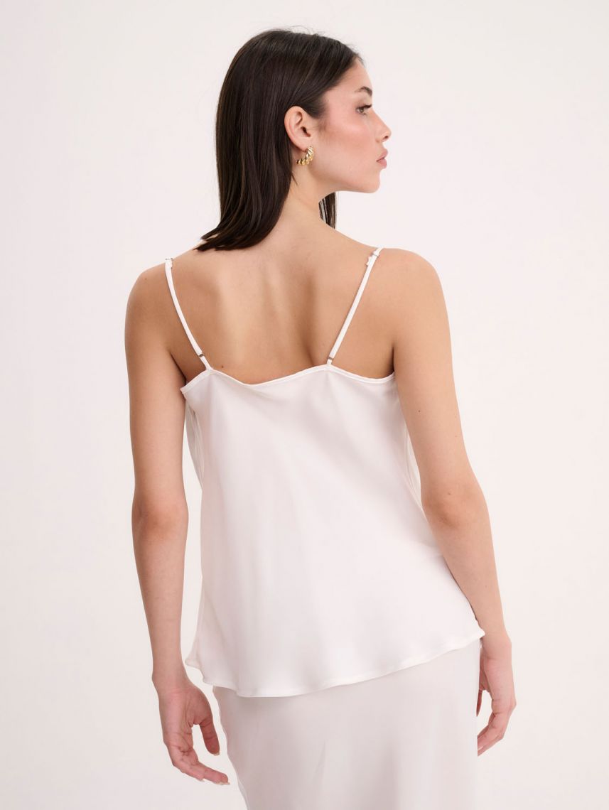 גופייה עם מפתח נשפך