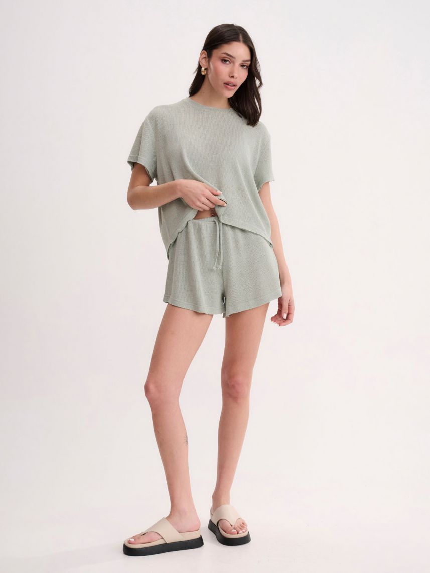 מכנסי חוף קצרים