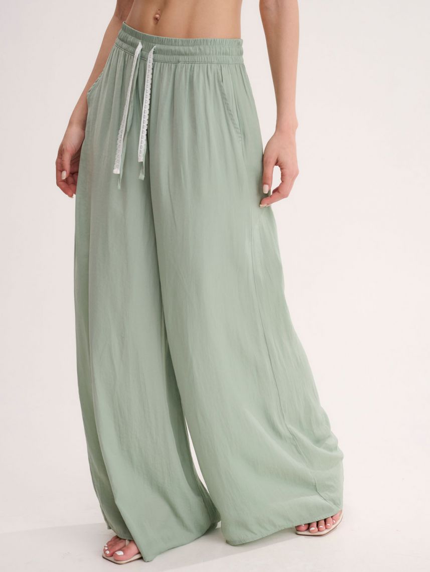 מכנסיים ארוכים נשפכים