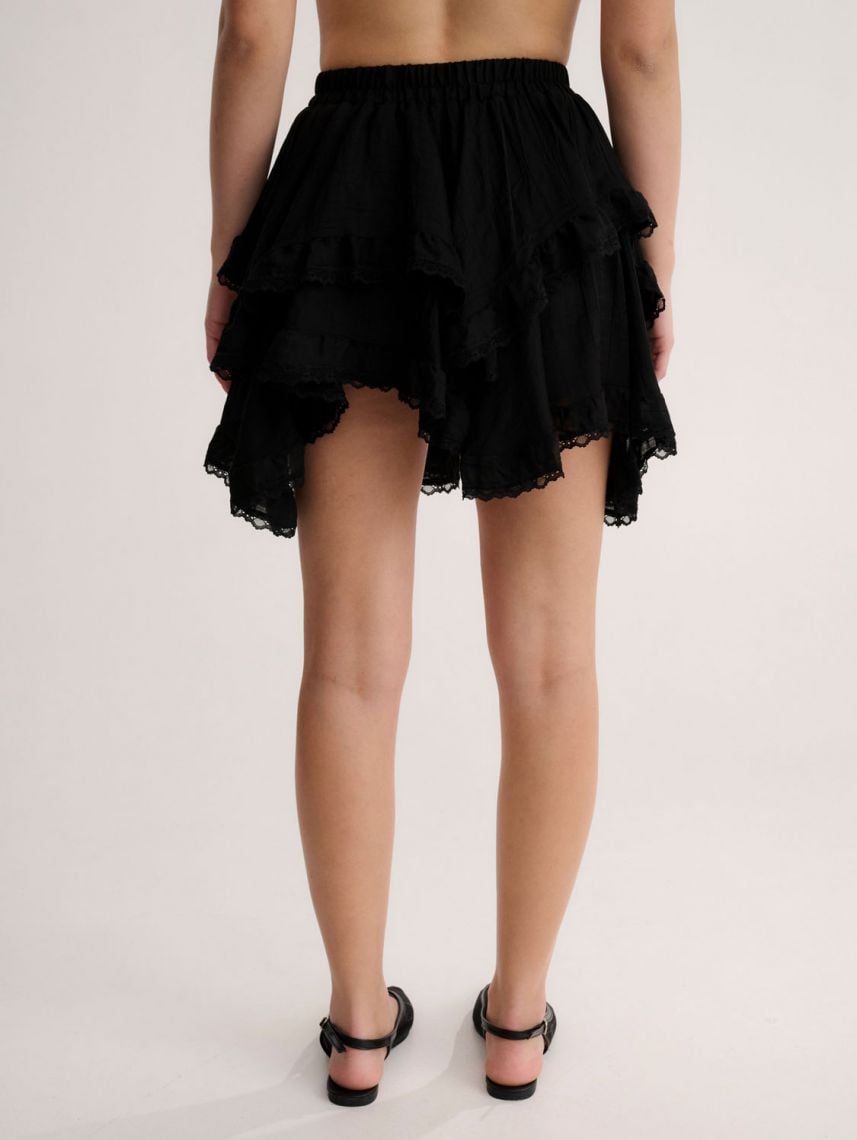 חצאית מיני קומות