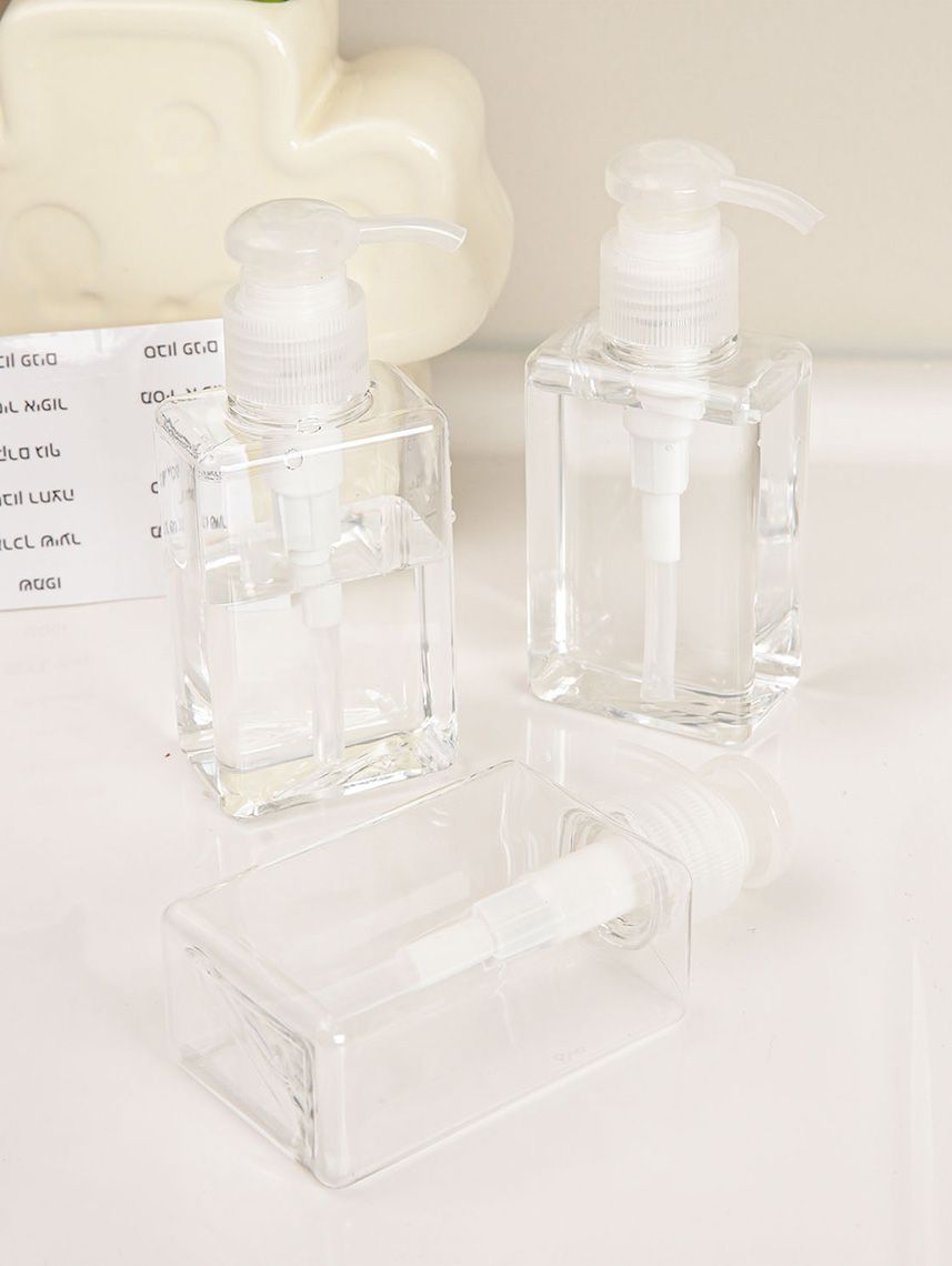 סט בקבוקים לנסיעה