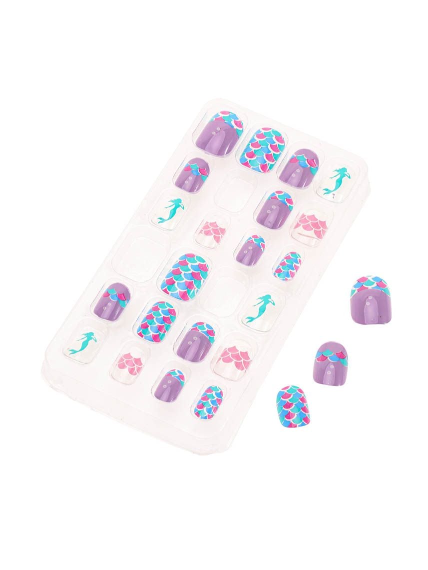 סט ציפורניים להדבקה