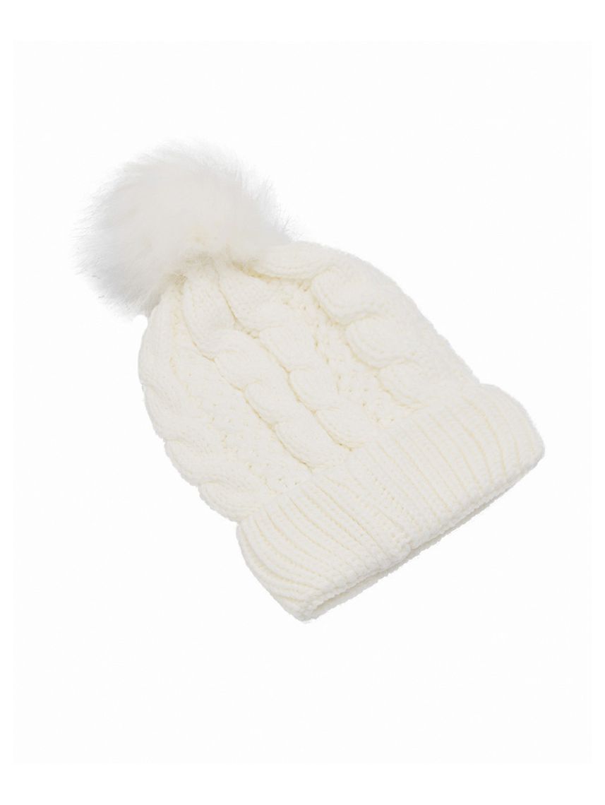 כובע סרוג עם פונפון