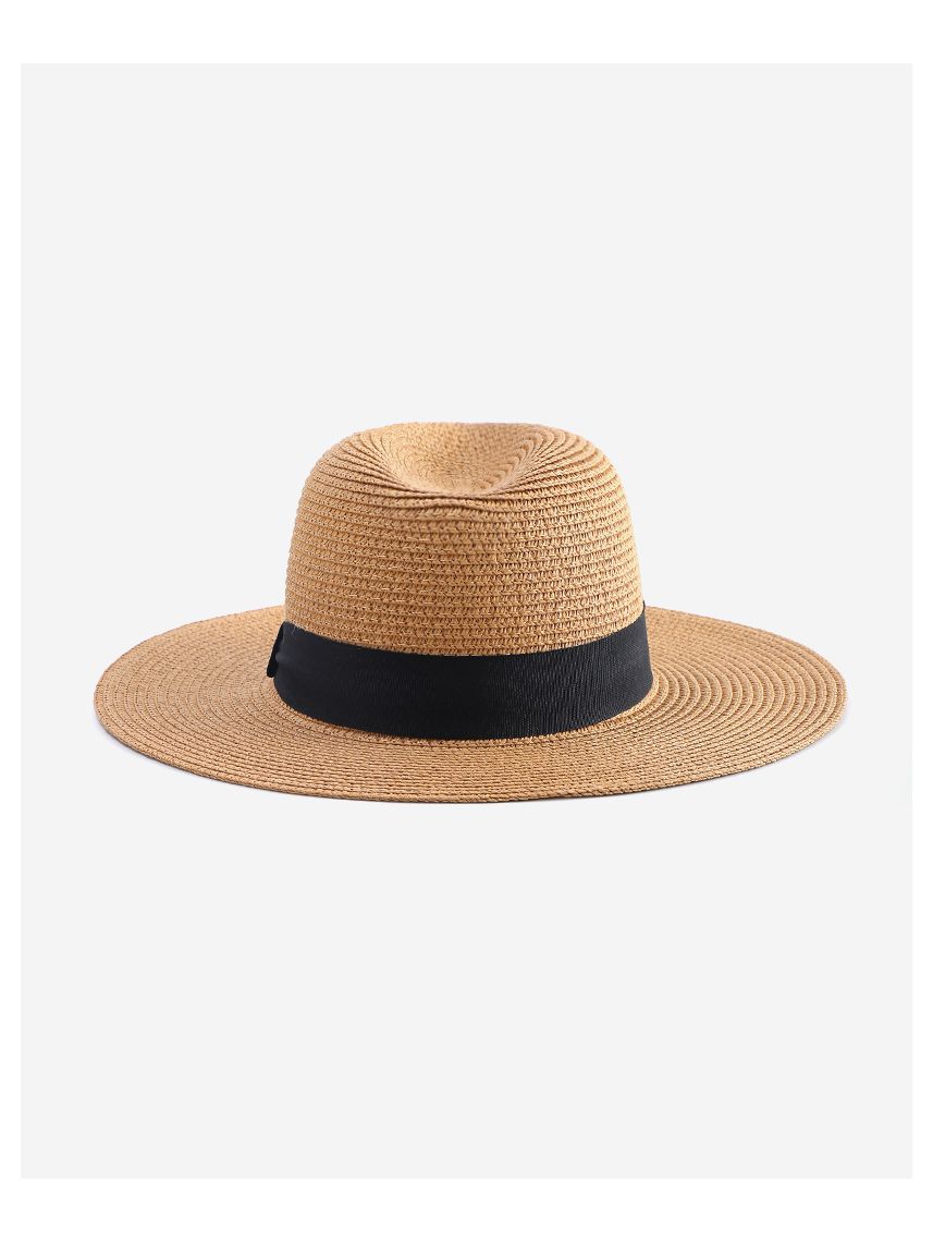 כובע קש אופנתי