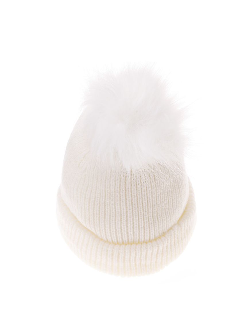 כובע צמר עם פונפון