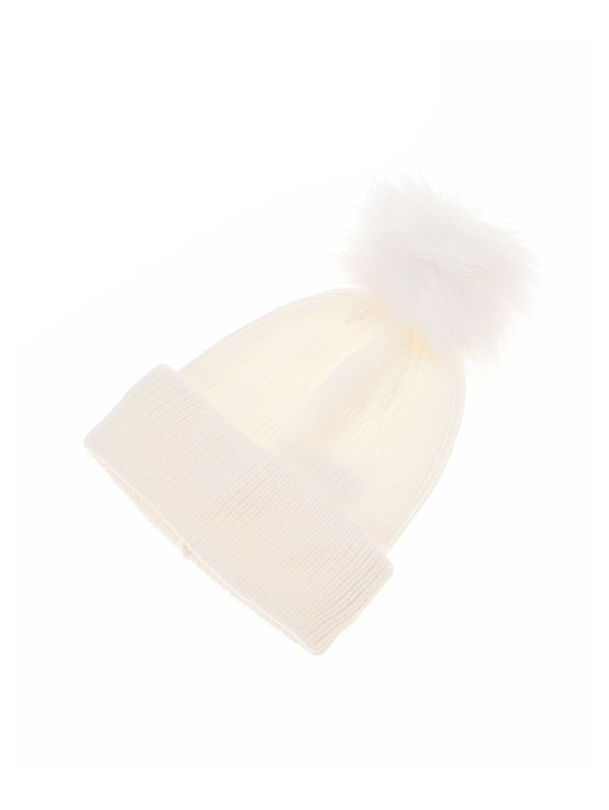 כובע צמר עם פונפון