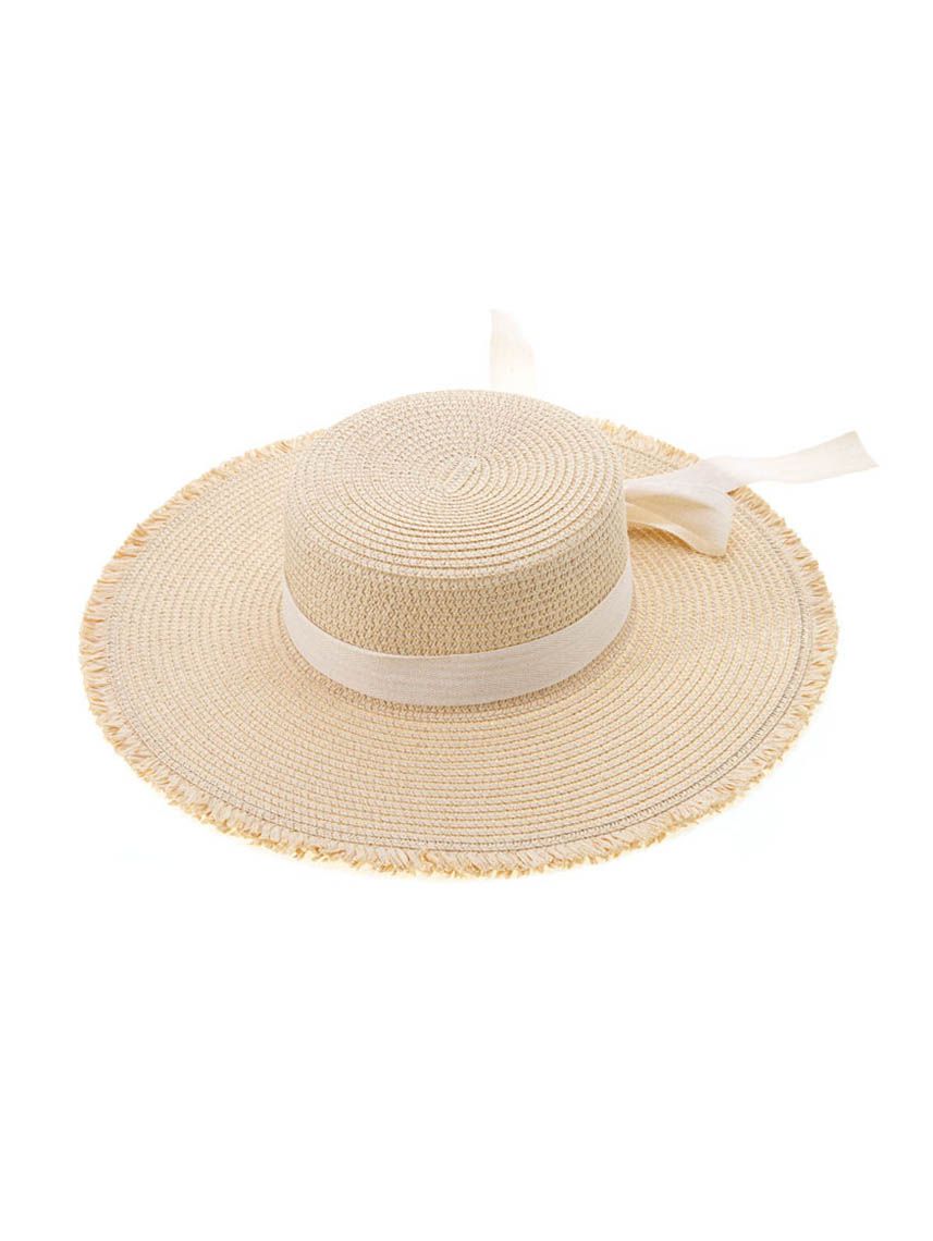 כובע קש רחב שוליים