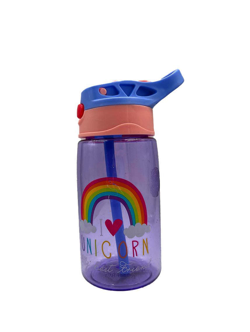 בקבוק שתייה עם קש לילדים