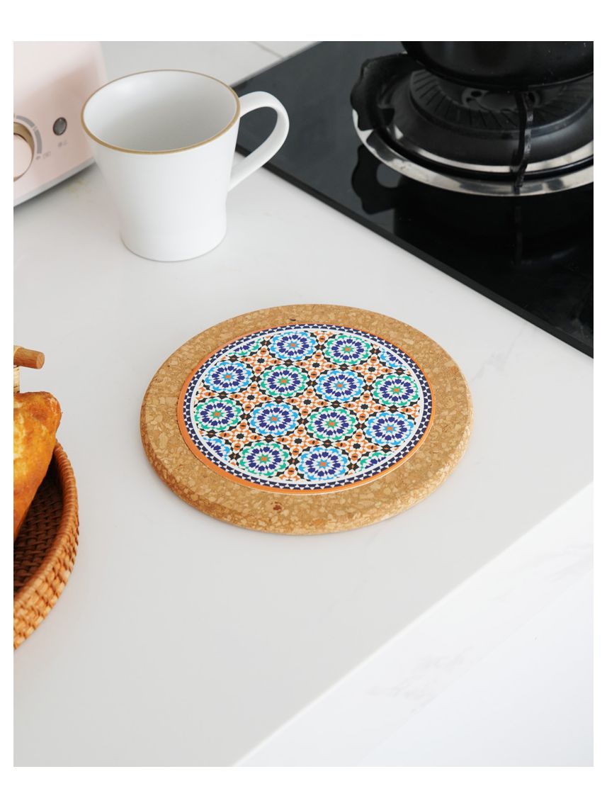 תחתית מעוצבת