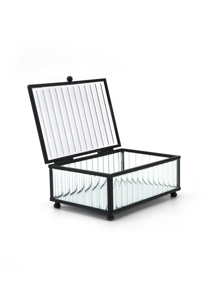 קופסת אחסון מזכוכית