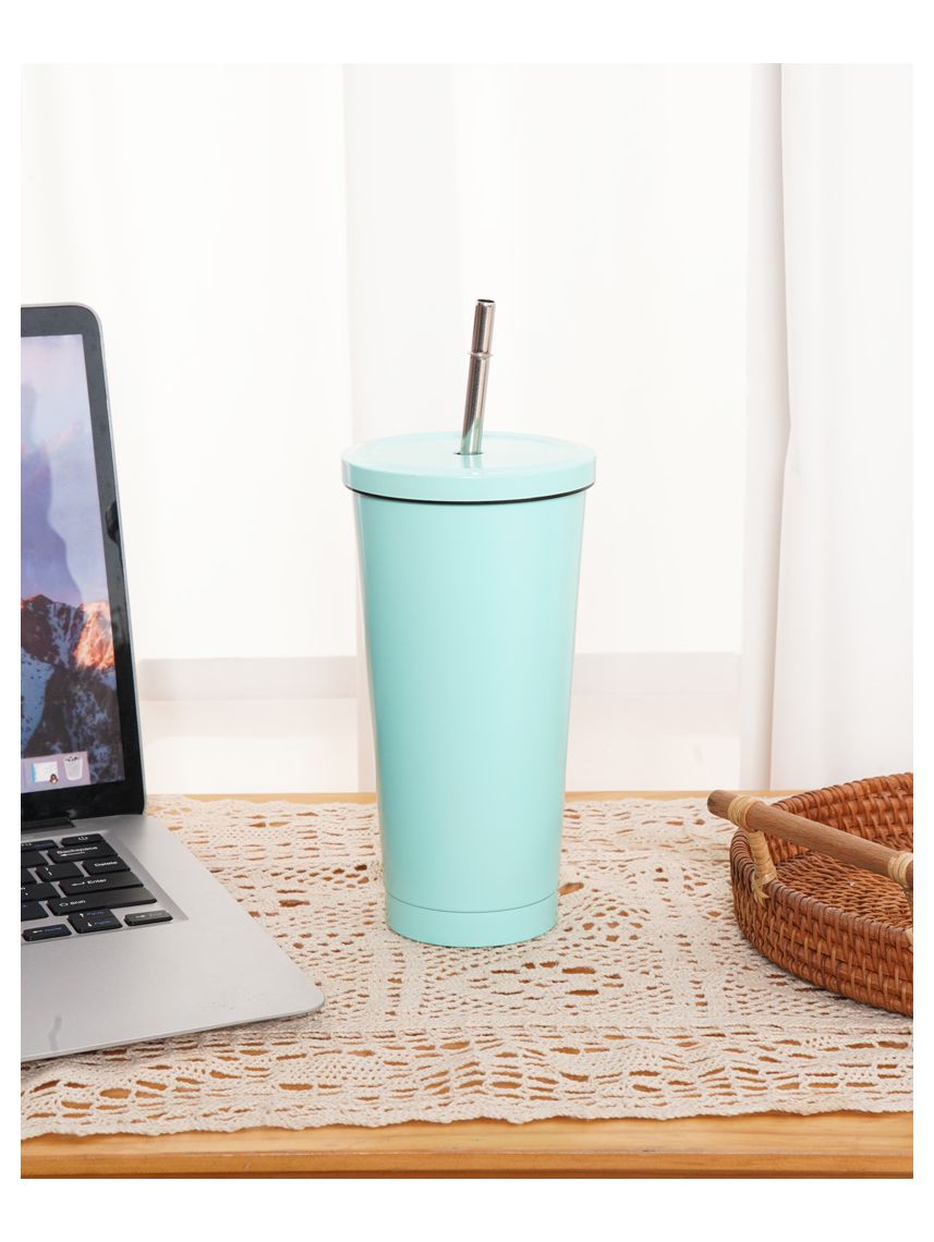 כוס מתכת עם קש