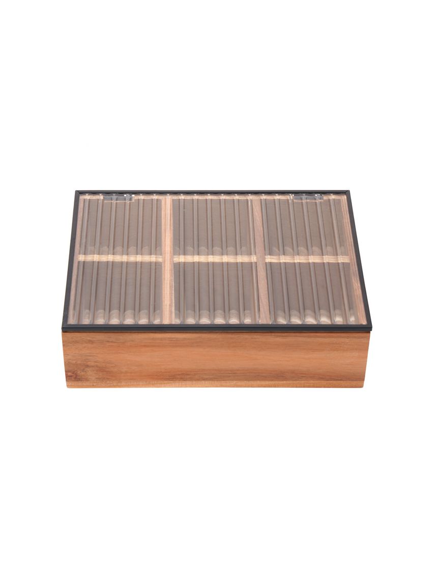 קוספת אחסון מעץ