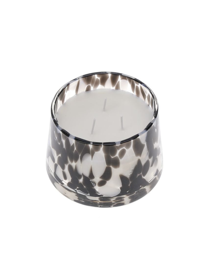 נר במעמד זכוכית מנומר