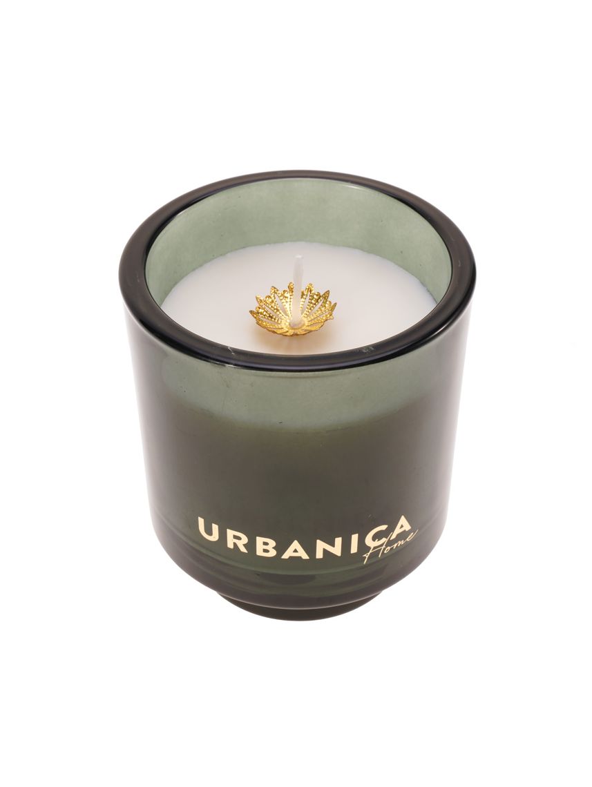 נר במעמד זכוכית