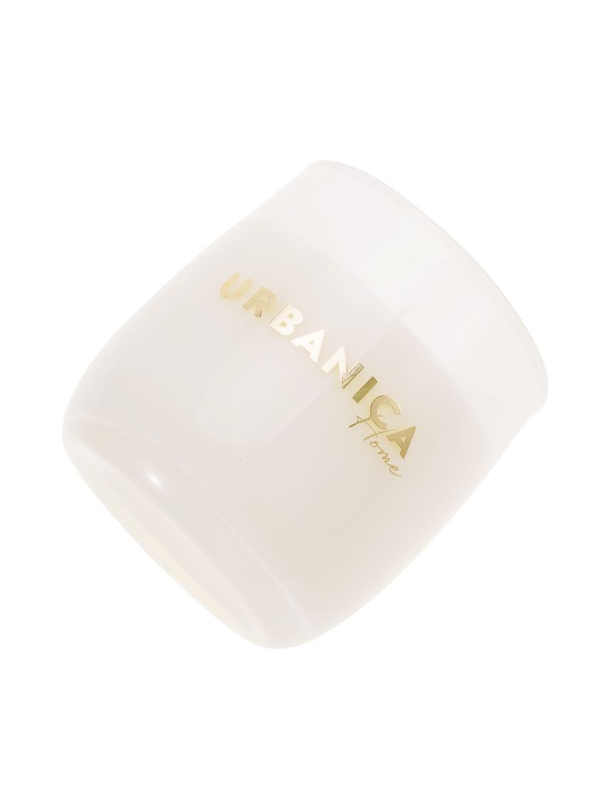 נר במעמד זכוכית