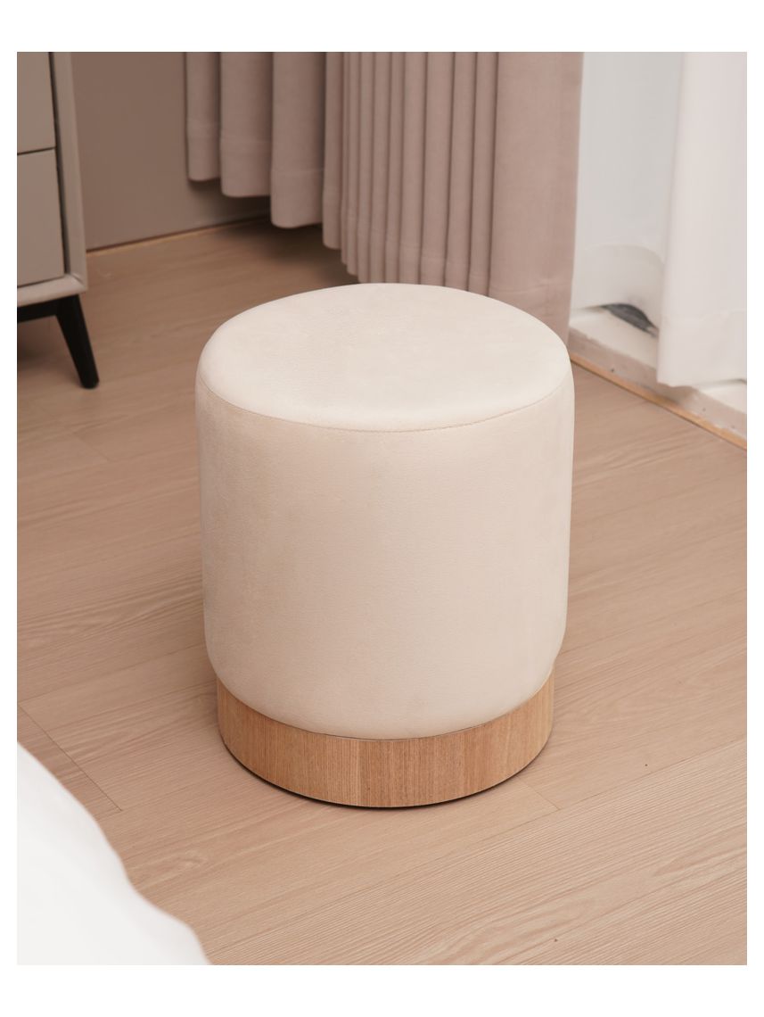 הדום בשילוב עץ