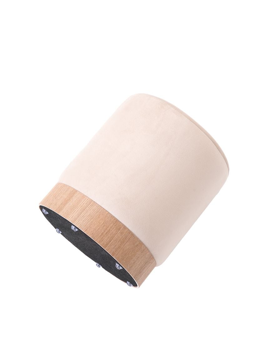 הדום בשילוב עץ