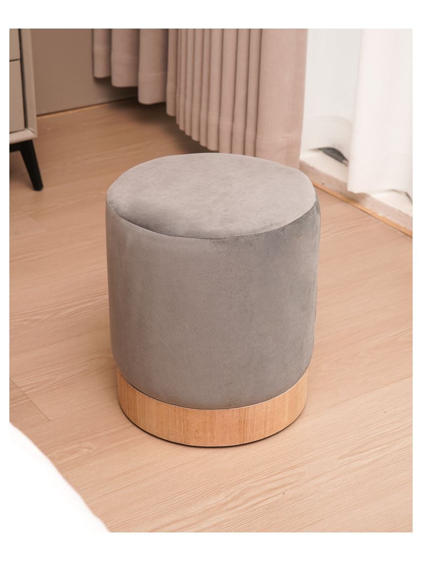 הדום בשילוב עץ