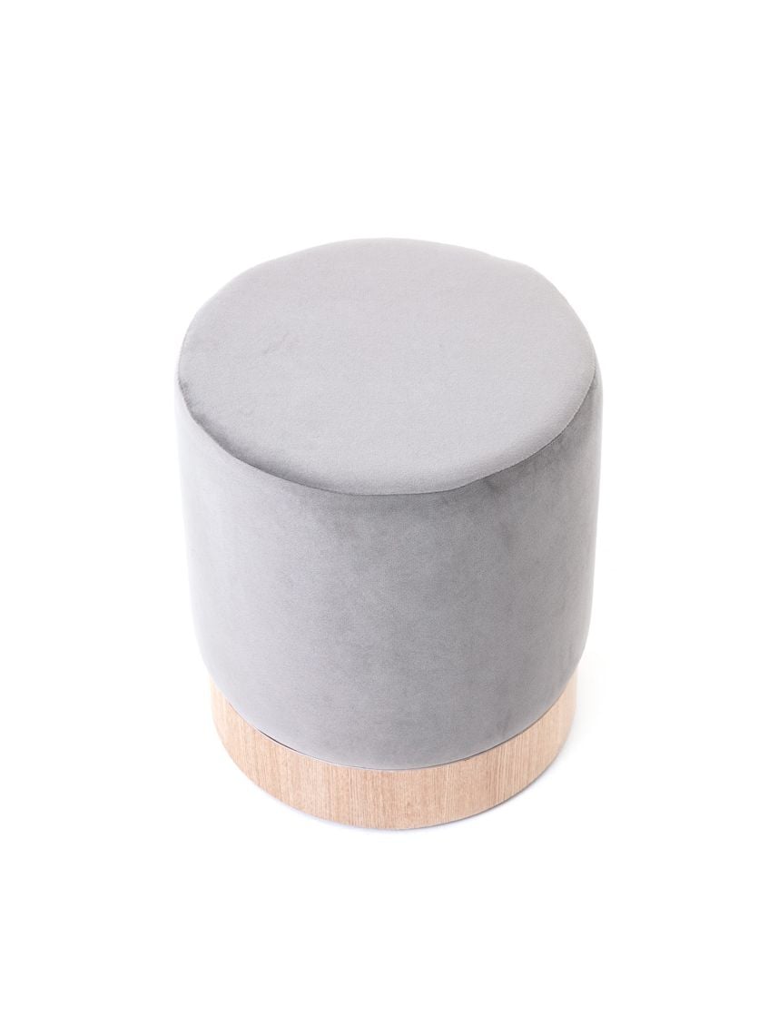 הדום בשילוב עץ