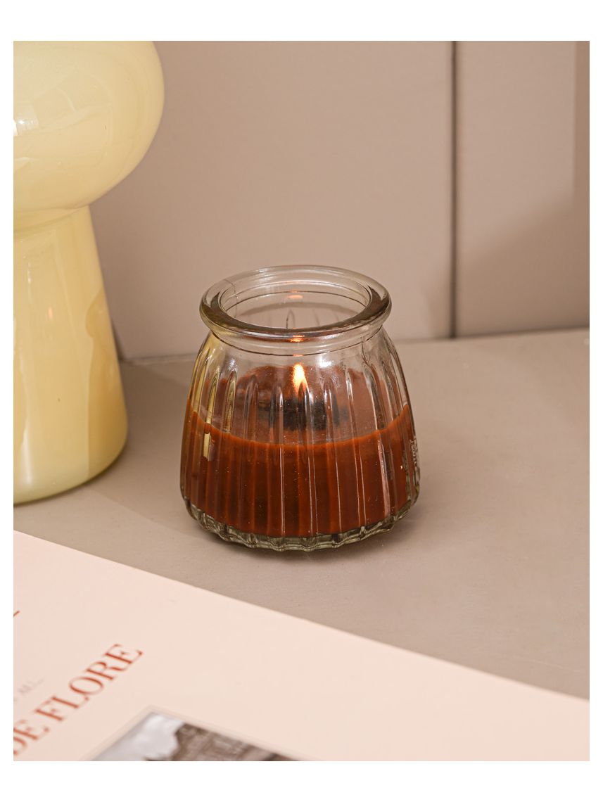 נר ריחני מעוצב