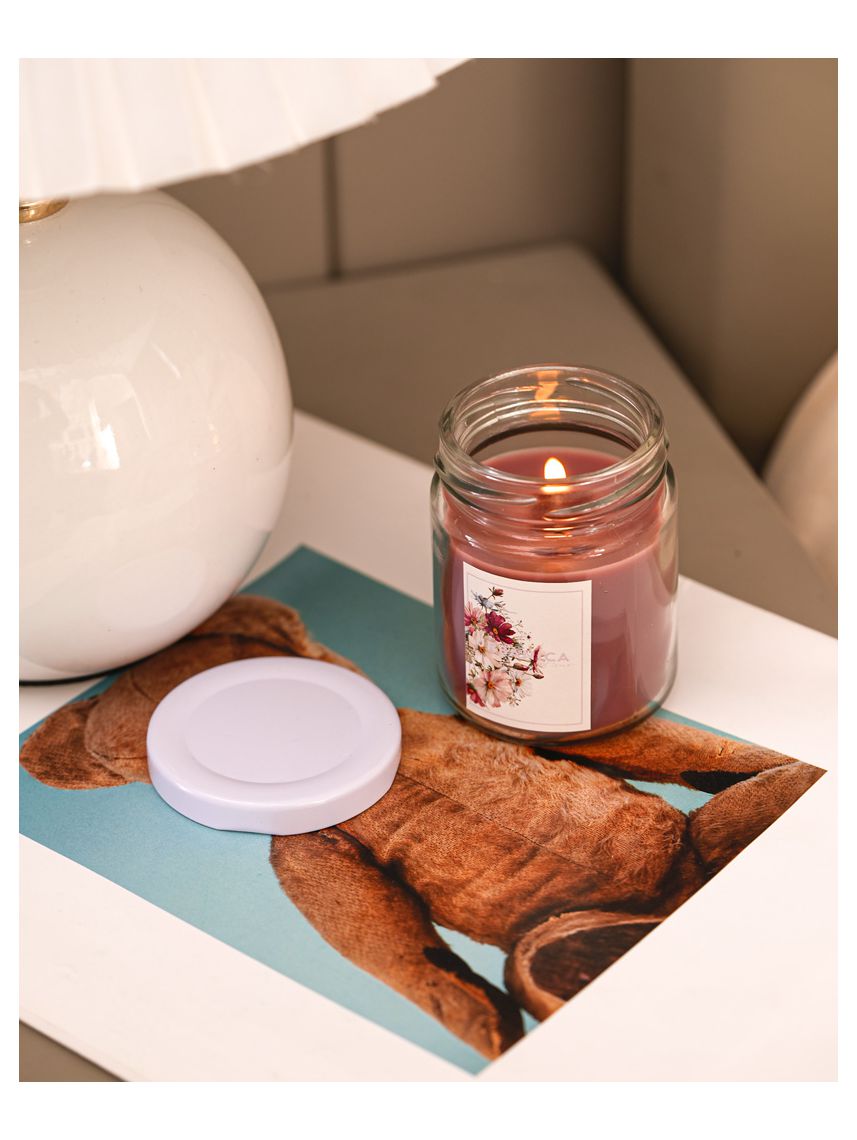 נר ריחני בצנצנת